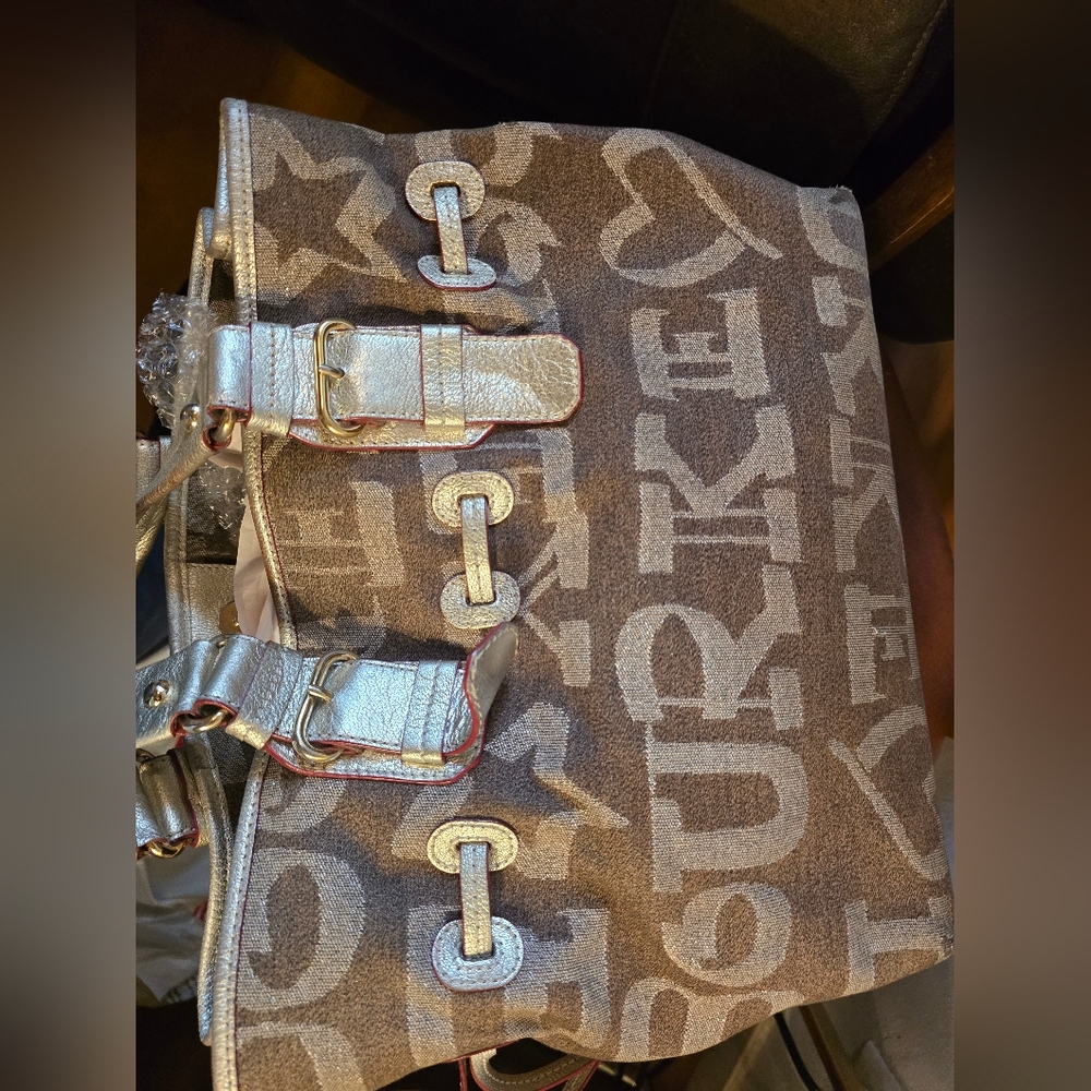 Dooney & Bourke Tan and Cream Graphic Tote - Picture 4 of 7